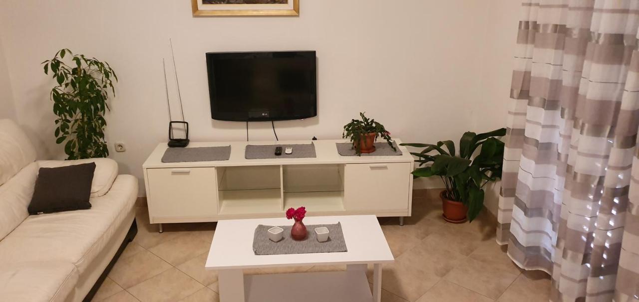 Apartment Put Vidaka Policnik Exterior photo